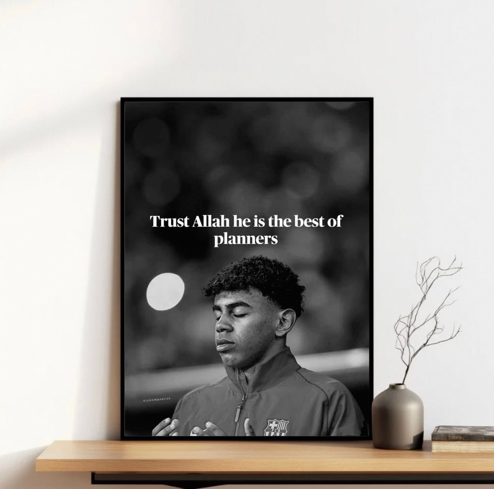 Lamine Yamal Trust Allah Frame